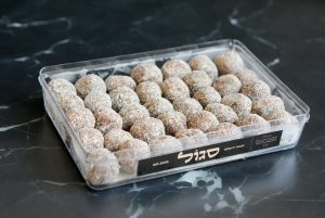 מגש כדורי תמרים